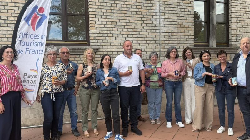 Présentation à la presse de la nouvelle collection spéciale 2026 des potiers à Soufflenheim
